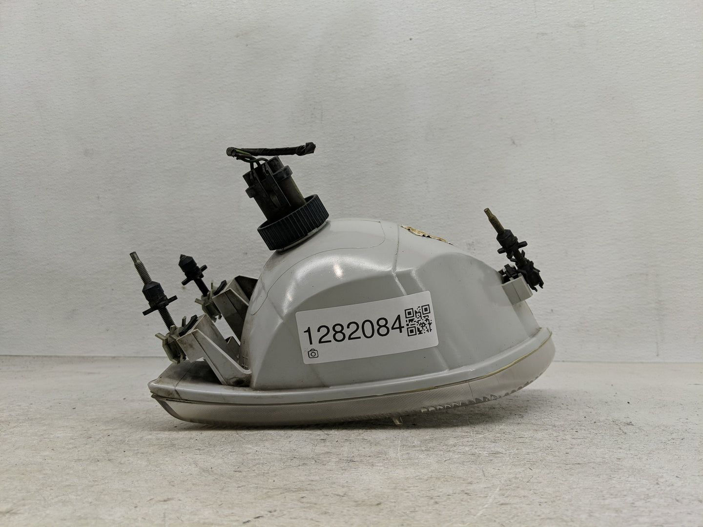 Ford Expedition Passenger Right Oem Head Light Headlight Lamp - Oemusedautoparts1.com