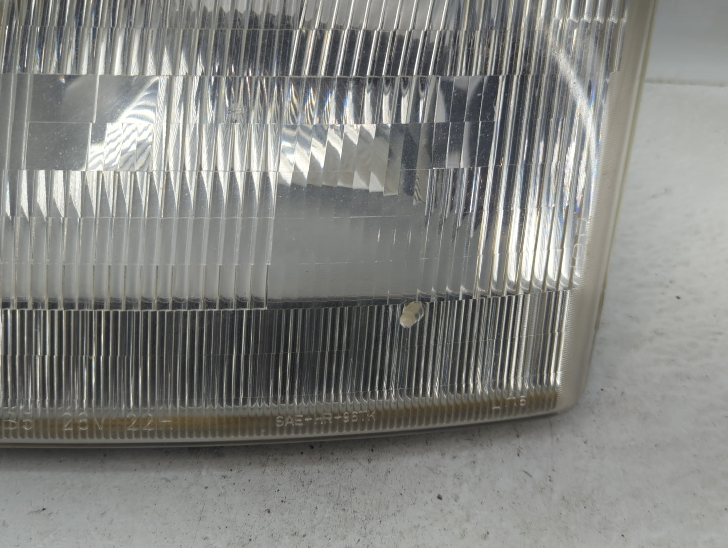 1997-2002 Ford Expedition Driver Left Oem Head Light Headlight Lamp - Oemusedautoparts1.com