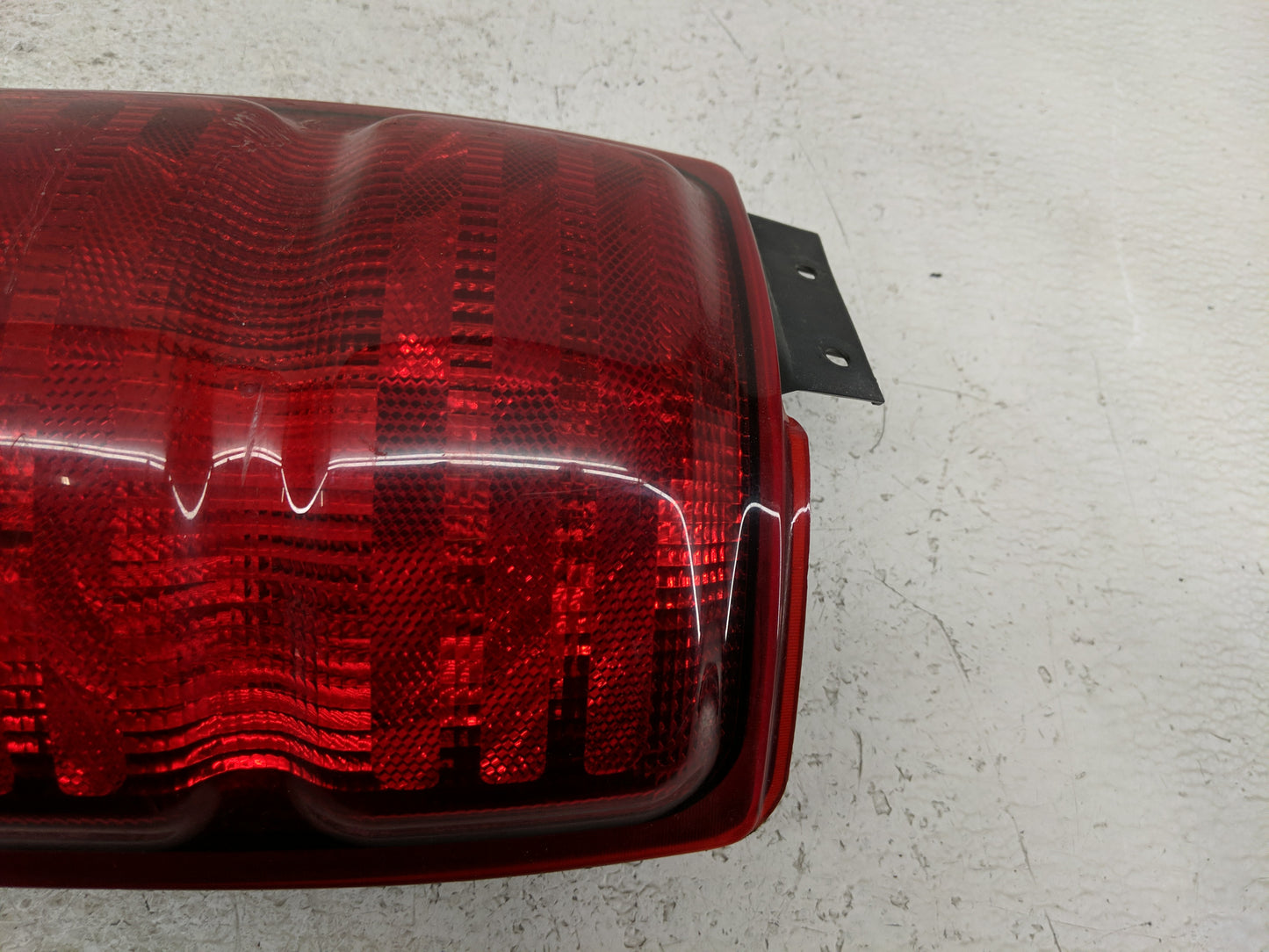 1997-2002 Ford Expedition Tail Light Assembly Passenger Right OEM Fits Fits 1997 1998 1999 2000 2001 2002 OEM Used Auto Part