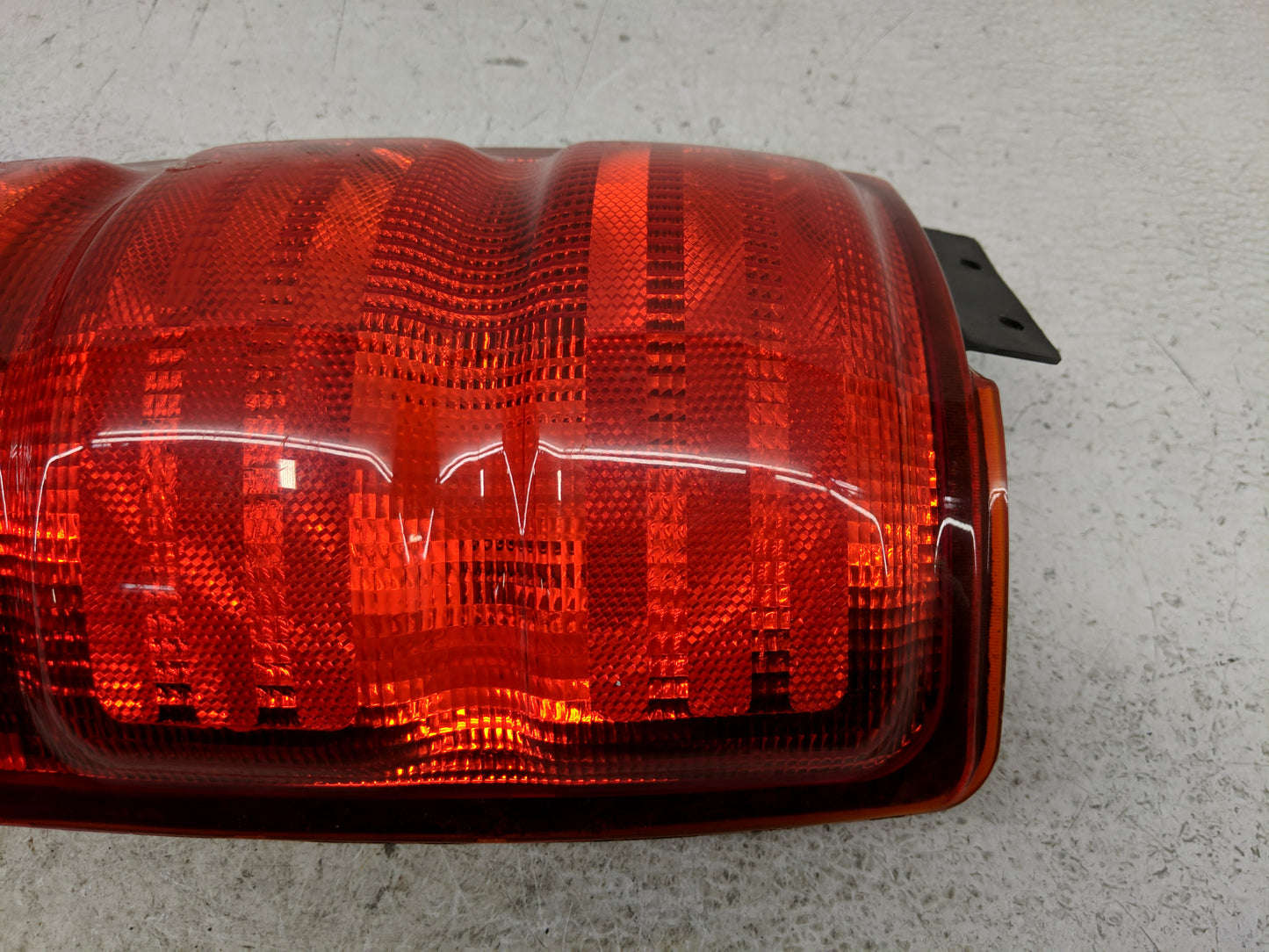 1997-2002 Ford Expedition Tail Light Assembly Passenger Right OEM Fits Fits 1997 1998 1999 2000 2001 2002 OEM Used Auto Part