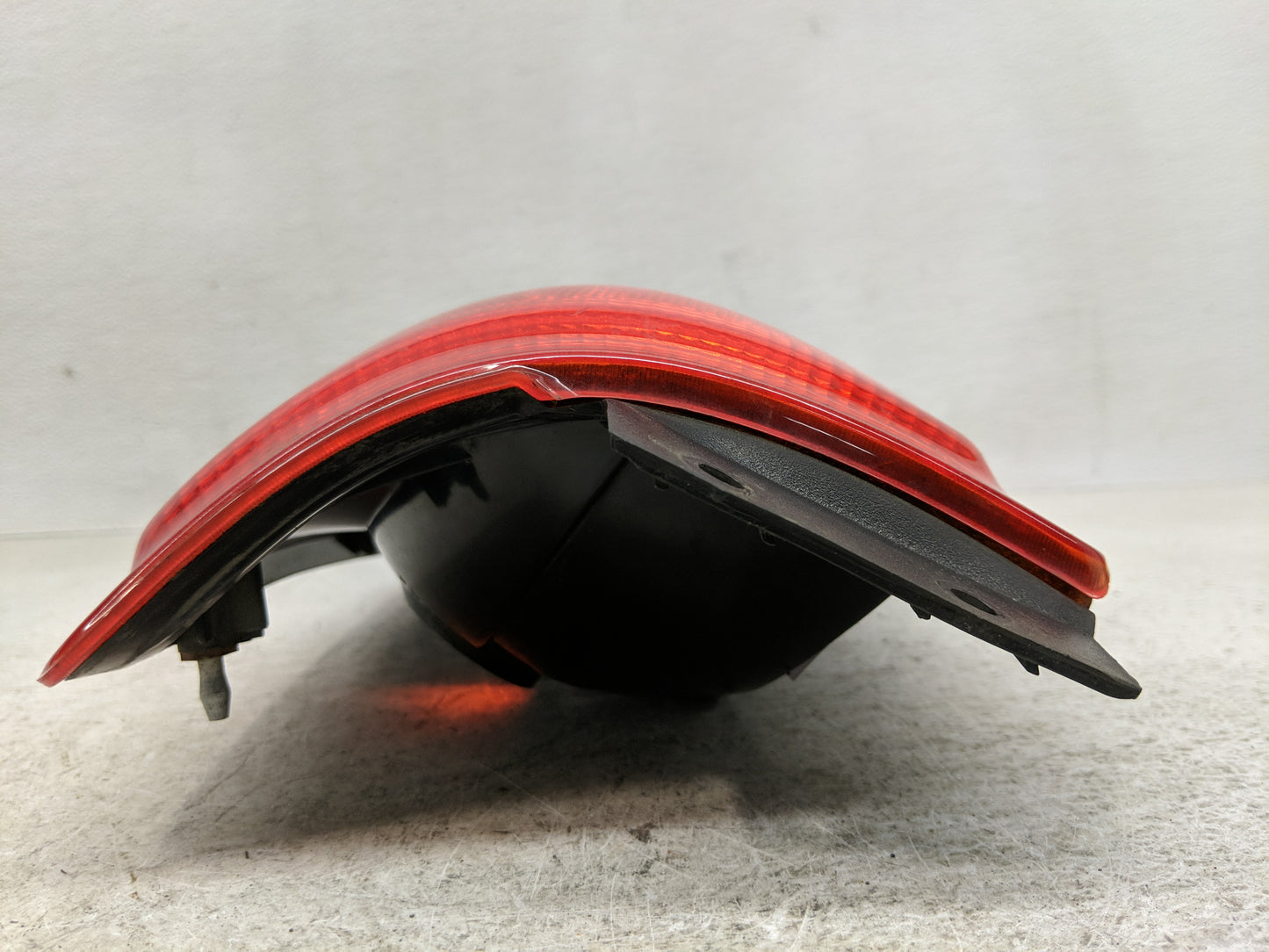 1997-2002 Ford Expedition Tail Light Assembly Passenger Right OEM Fits Fits 1997 1998 1999 2000 2001 2002 OEM Used Auto Part