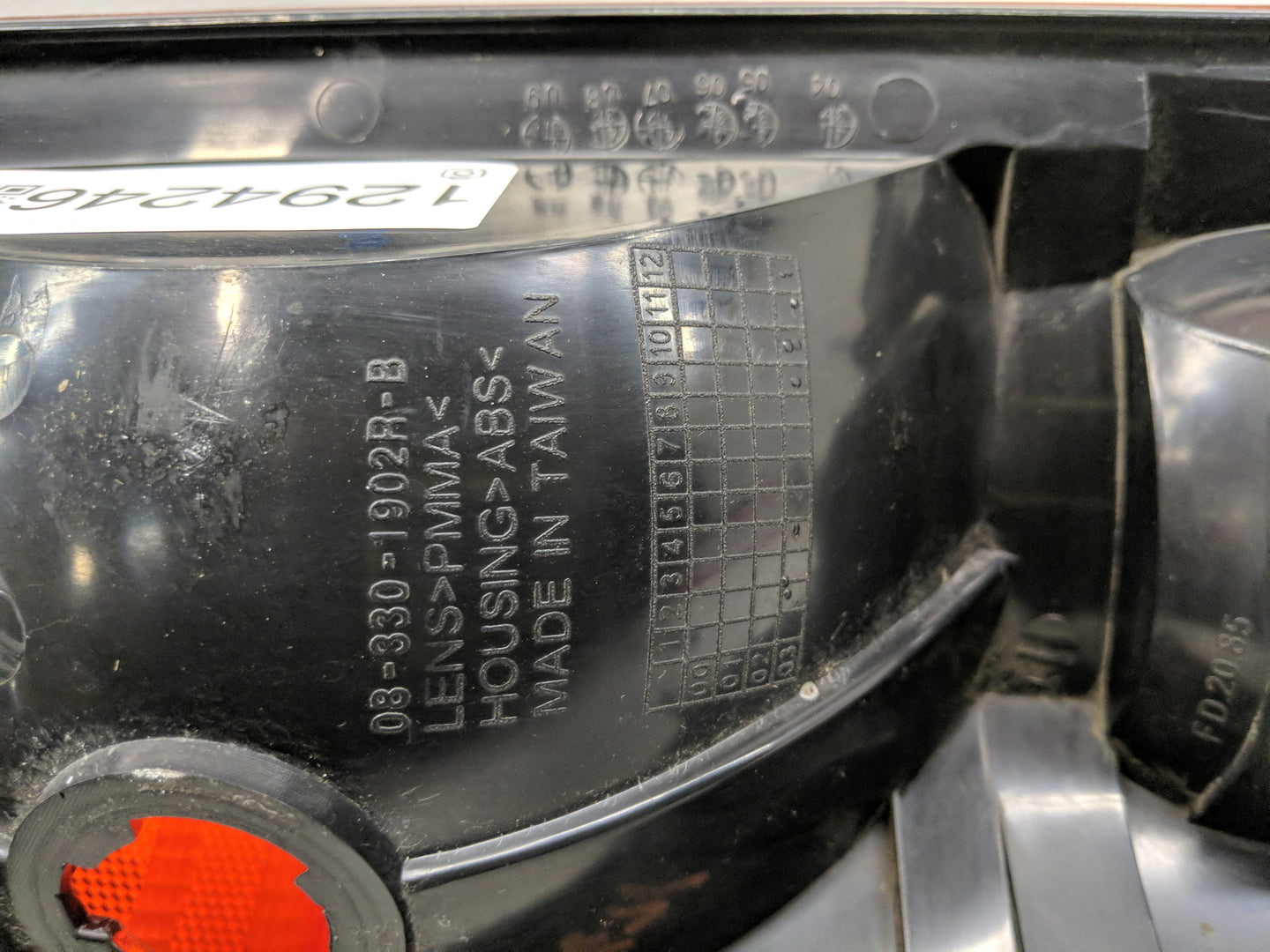 1997-2002 Ford Expedition Tail Light Assembly Passenger Right OEM Fits Fits 1997 1998 1999 2000 2001 2002 OEM Used Auto Part