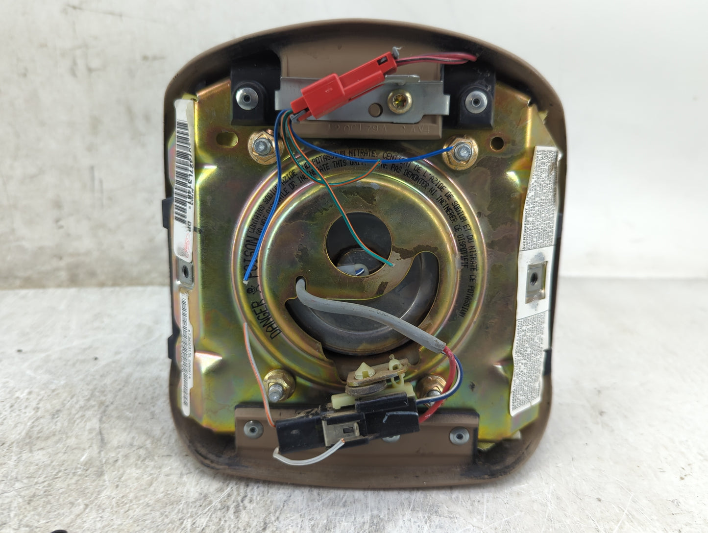 1999-2002 Ford Expedition Air Bag Driver Left Steering Wheel Mounted - Oemusedautoparts1.com