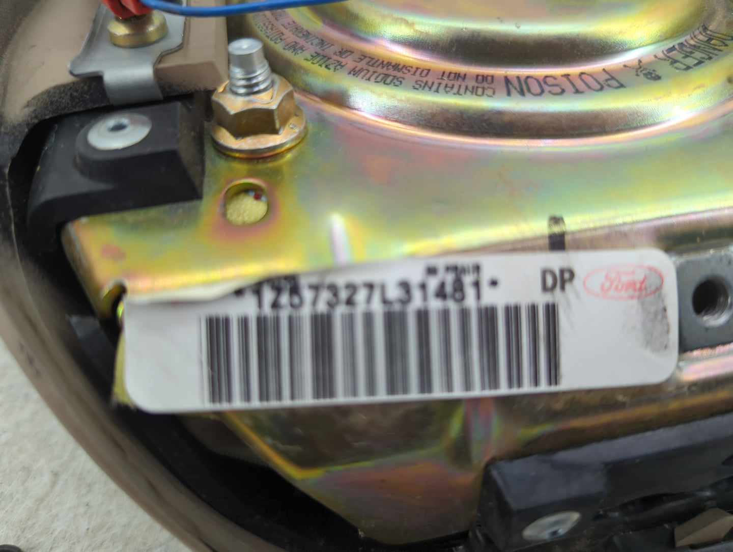 1999-2002 Ford Expedition Air Bag Driver Left Steering Wheel Mounted - Oemusedautoparts1.com