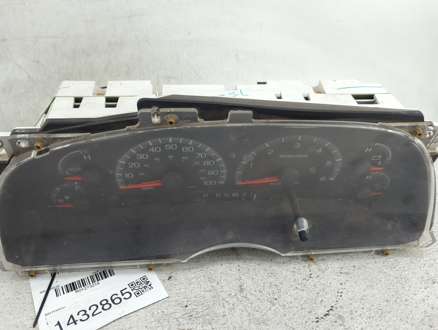1999 Ford Expedition Instrument Cluster Speedometer Gauges P/N:F65F-10B885-AC Fits OEM Used Auto Parts - Oemusedautoparts1.c