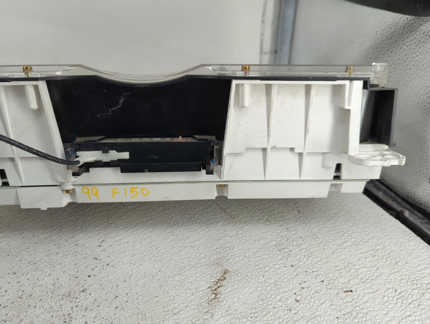 1999 Ford Expedition Instrument Cluster Speedometer Gauges P/N:F65F-10B885-AC Fits OEM Used Auto Parts - Oemusedautoparts1.c