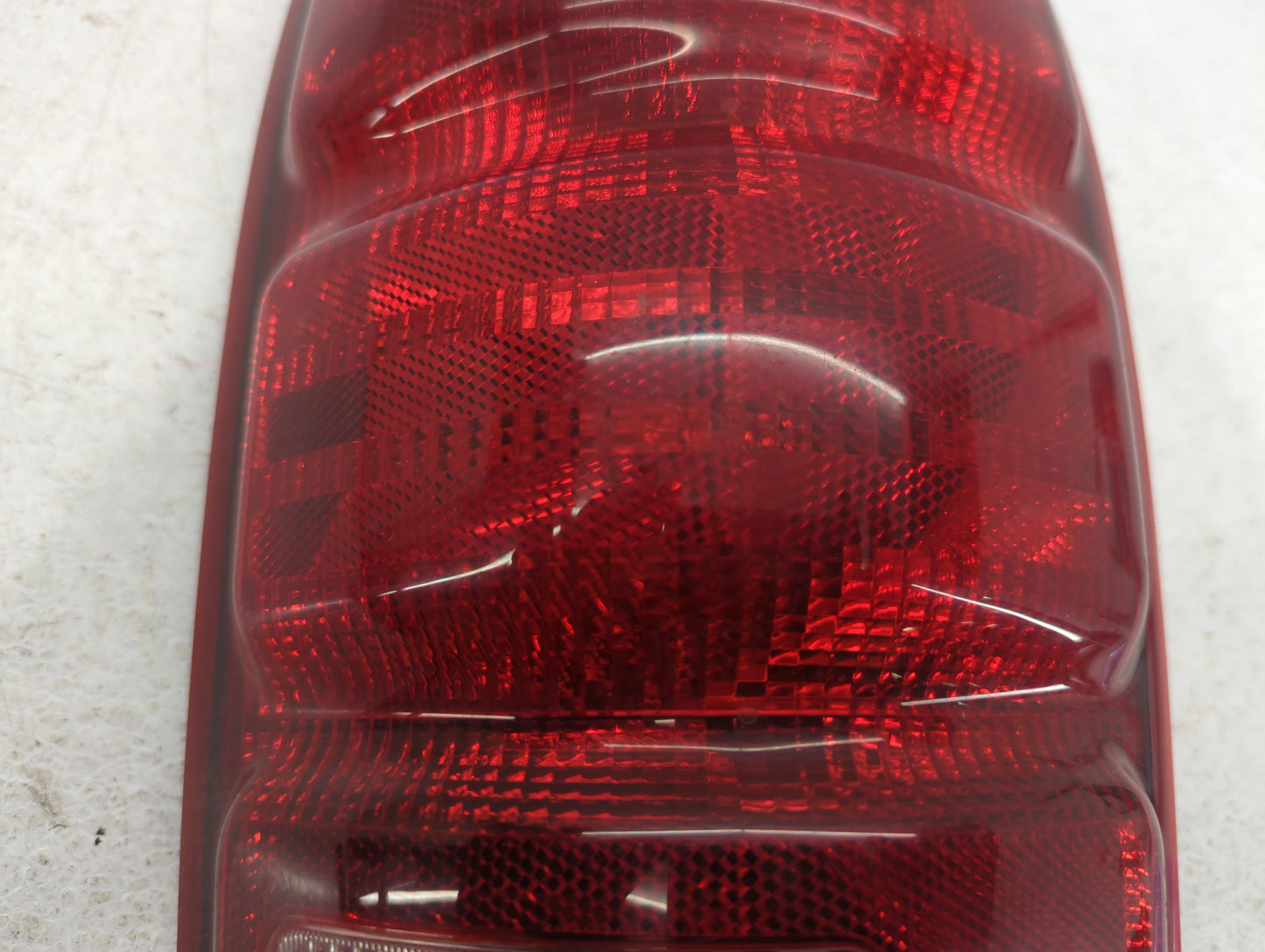 1997-2002 Ford Expedition Tail Light Assembly Passenger Right OEM P/N:F75B-13B504-A Fits Fits 1997 1998 1999 2000 2001 2002 