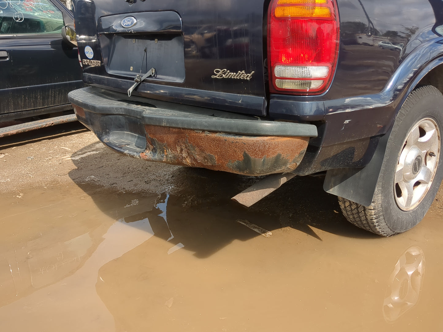 1999-2001 Ford Explorer Rear Bumper Assembly Oem - Oemusedautoparts1.com