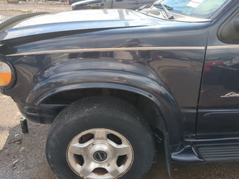 compare product 1999-2001 Ford Explorer Driver Fender
