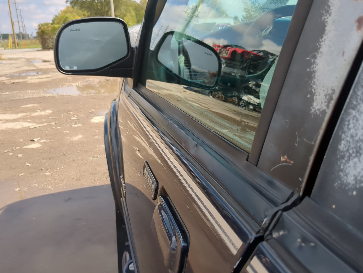 1998-2001 Ford Explorer Driver Front Door Oem - Oemusedautoparts1.com