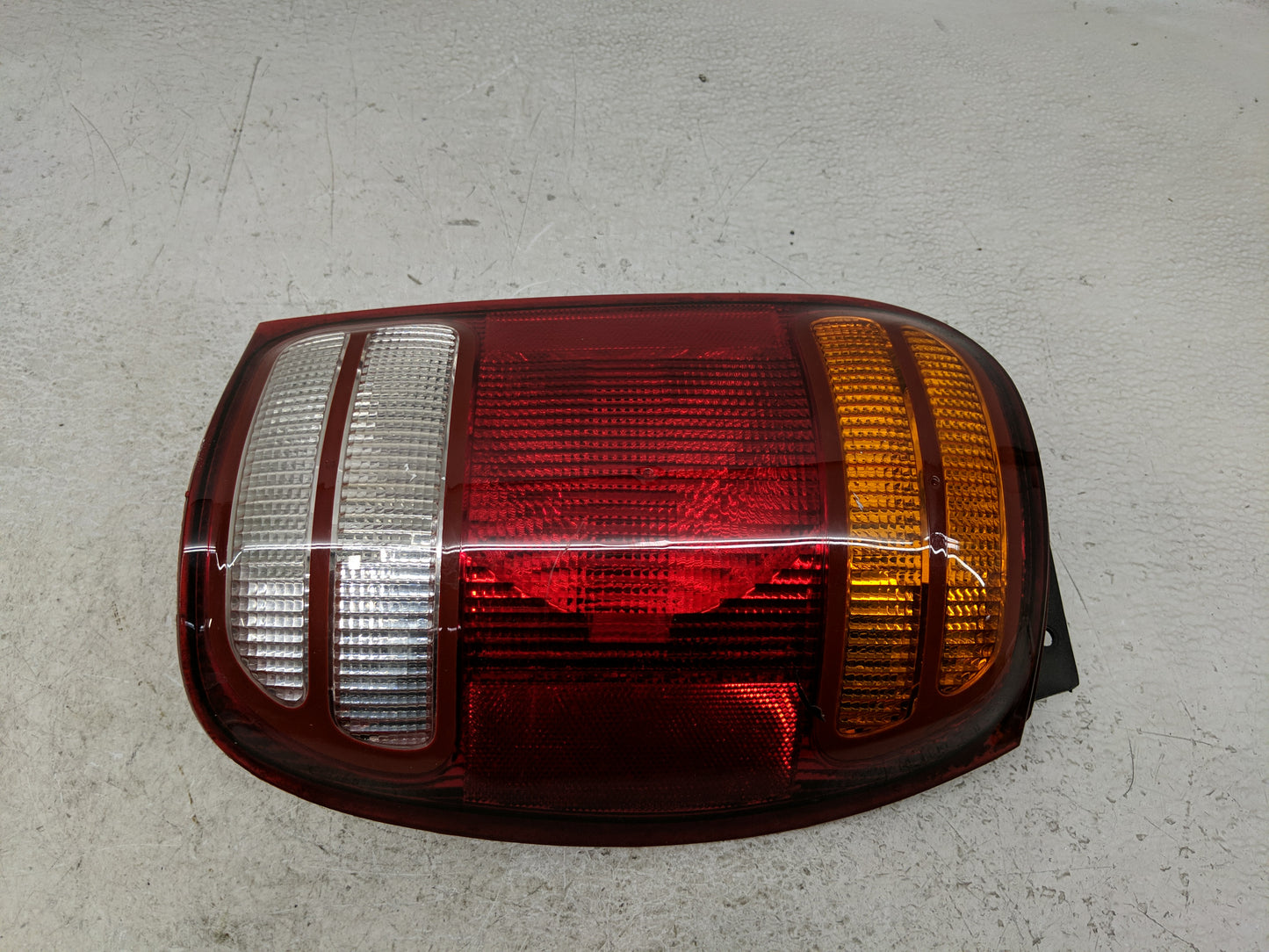 1998-2001 Ford Explorer Tail Light Assembly Passenger Right OEM Fits Fits 1998 1999 2000 2001 OEM Used Auto Parts - Oemuseda