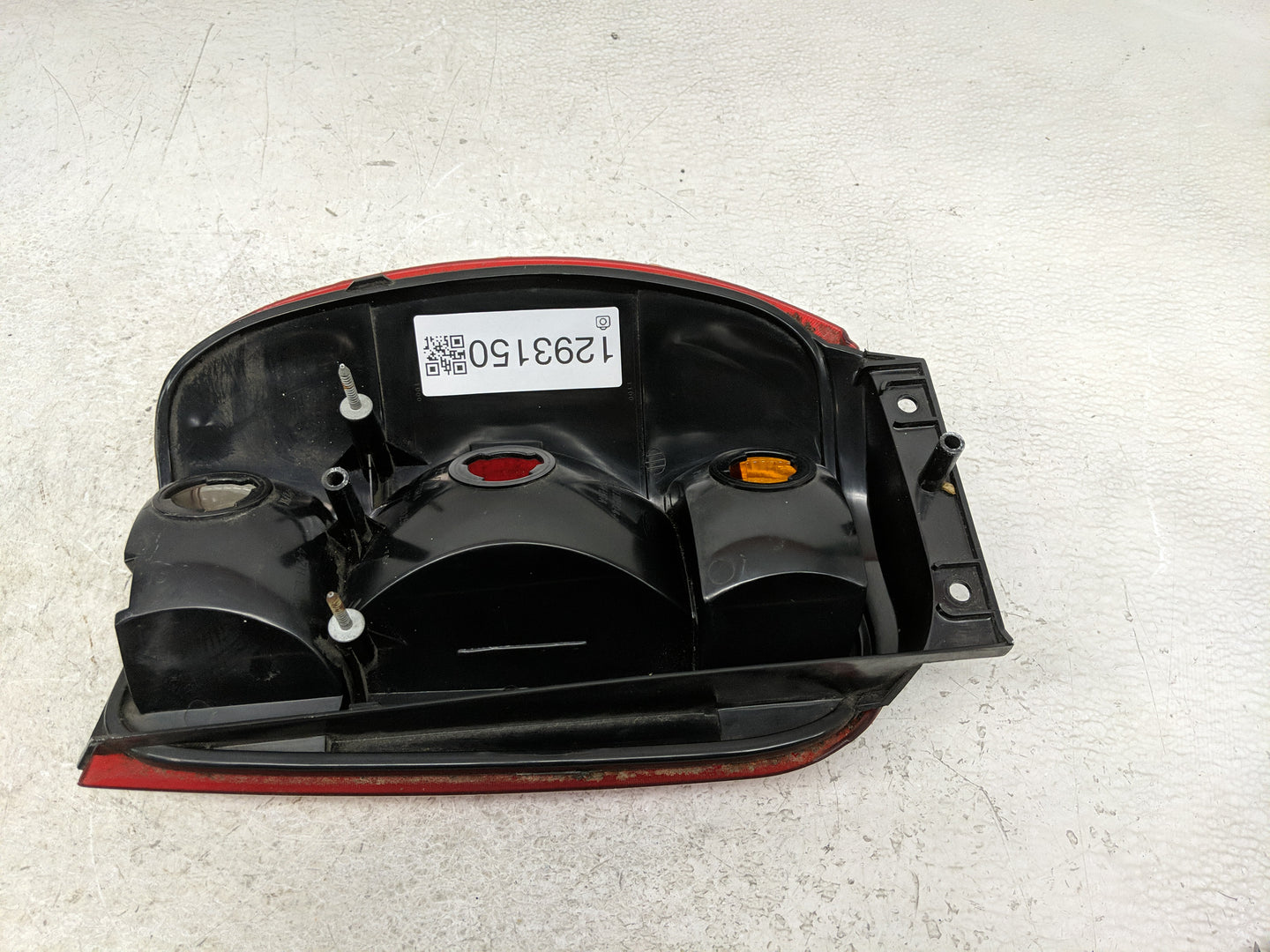 1998-2001 Ford Explorer Tail Light Assembly Passenger Right OEM Fits Fits 1998 1999 2000 2001 OEM Used Auto Parts - Oemuseda