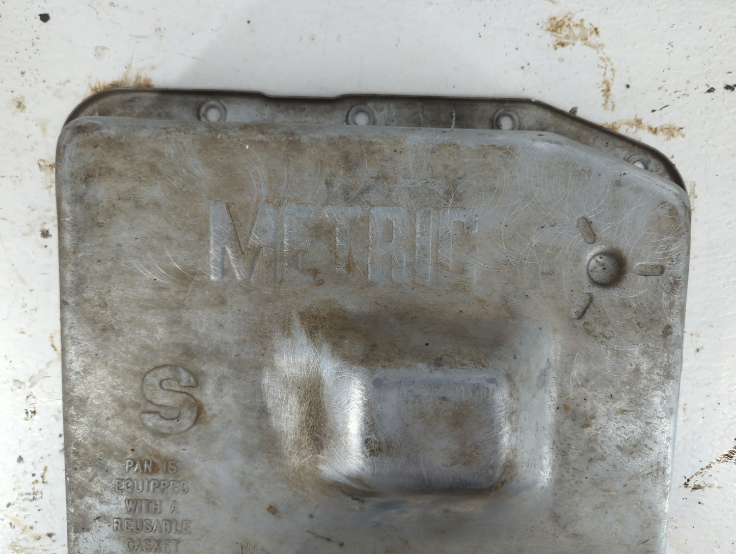 1998-2001 Ford Explorer Engine Oil Pan Fits Fits 1998 1999 2000 2001 OEM Used Auto Parts - Oemusedautoparts1.com