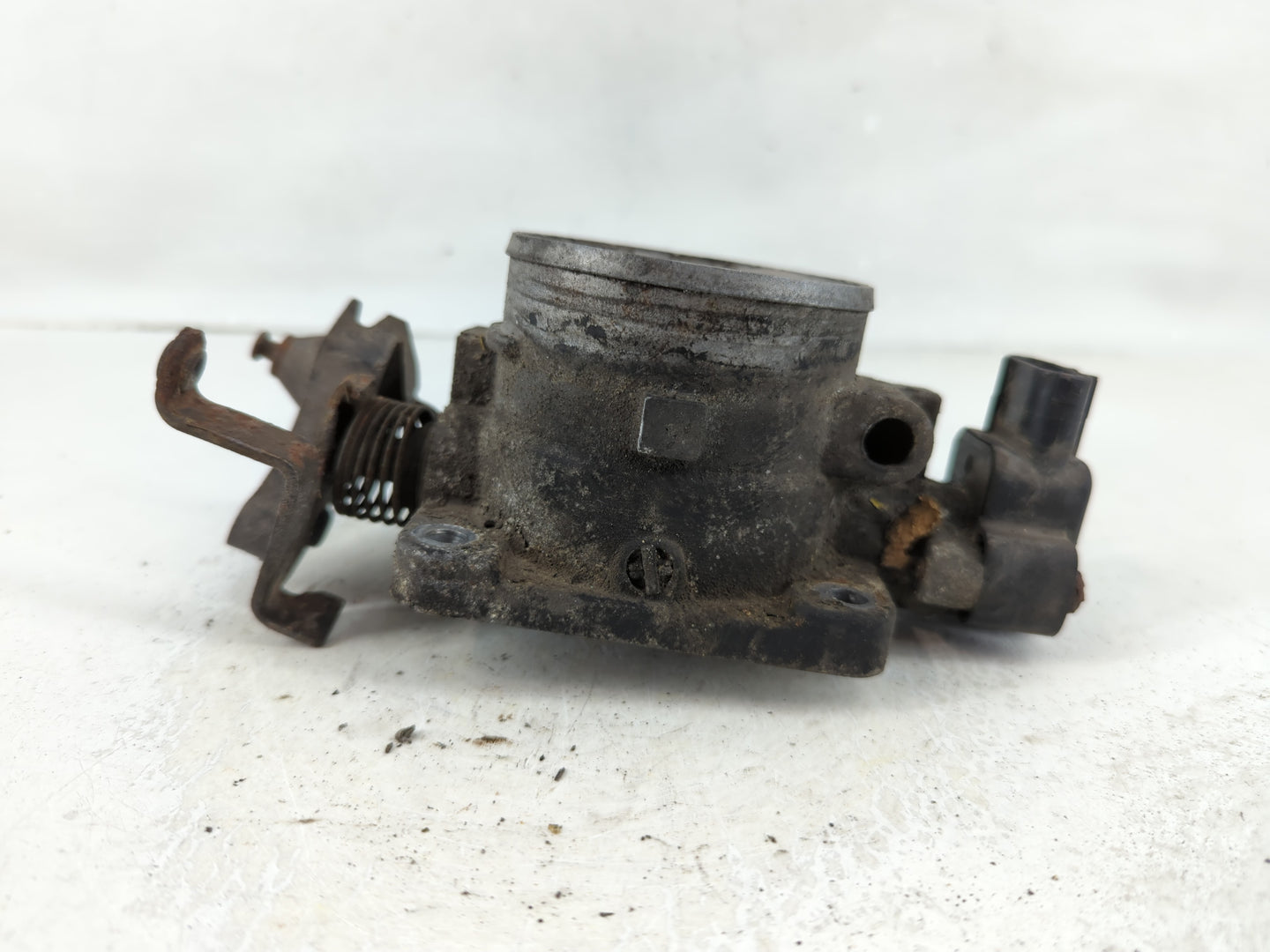 1999 Ford F-150 Throttle Body Fits OEM Used Auto Parts - Oemusedautoparts1.com