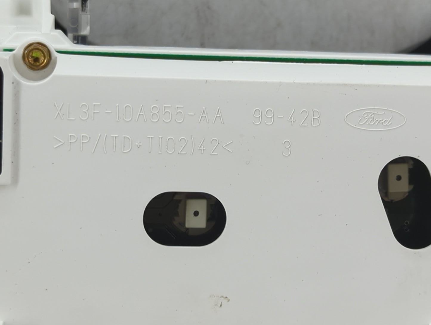 1999 Ford F-150 Instrument Cluster Speedometer Gauges P/N:XL3F-10A855-AA Miles:100K Fits OEM Used Auto Parts - Oemusedautopa