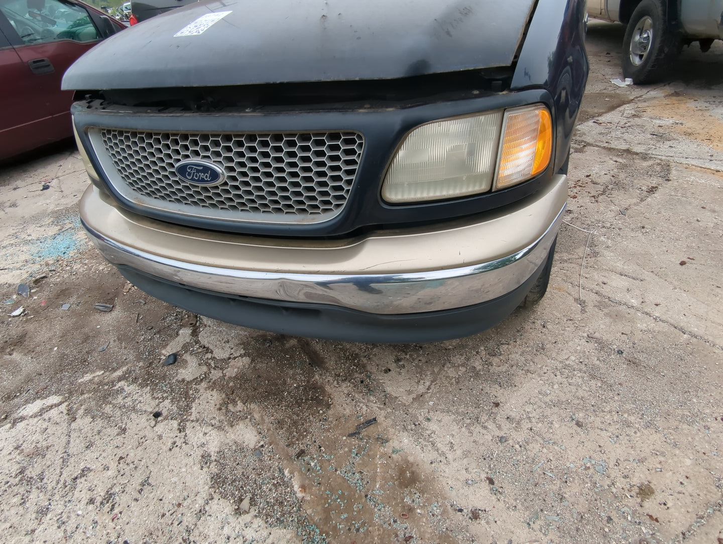1999-2002 Ford F-150 Front Bumper - Oem - Oemusedautoparts1.com
