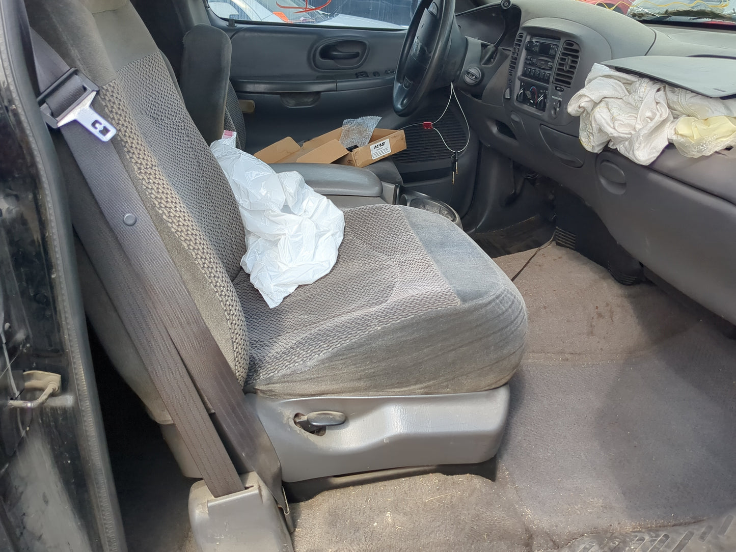 1999-1999 Ford F-150 Passenger Front Seat Oem - Oemusedautoparts1.com