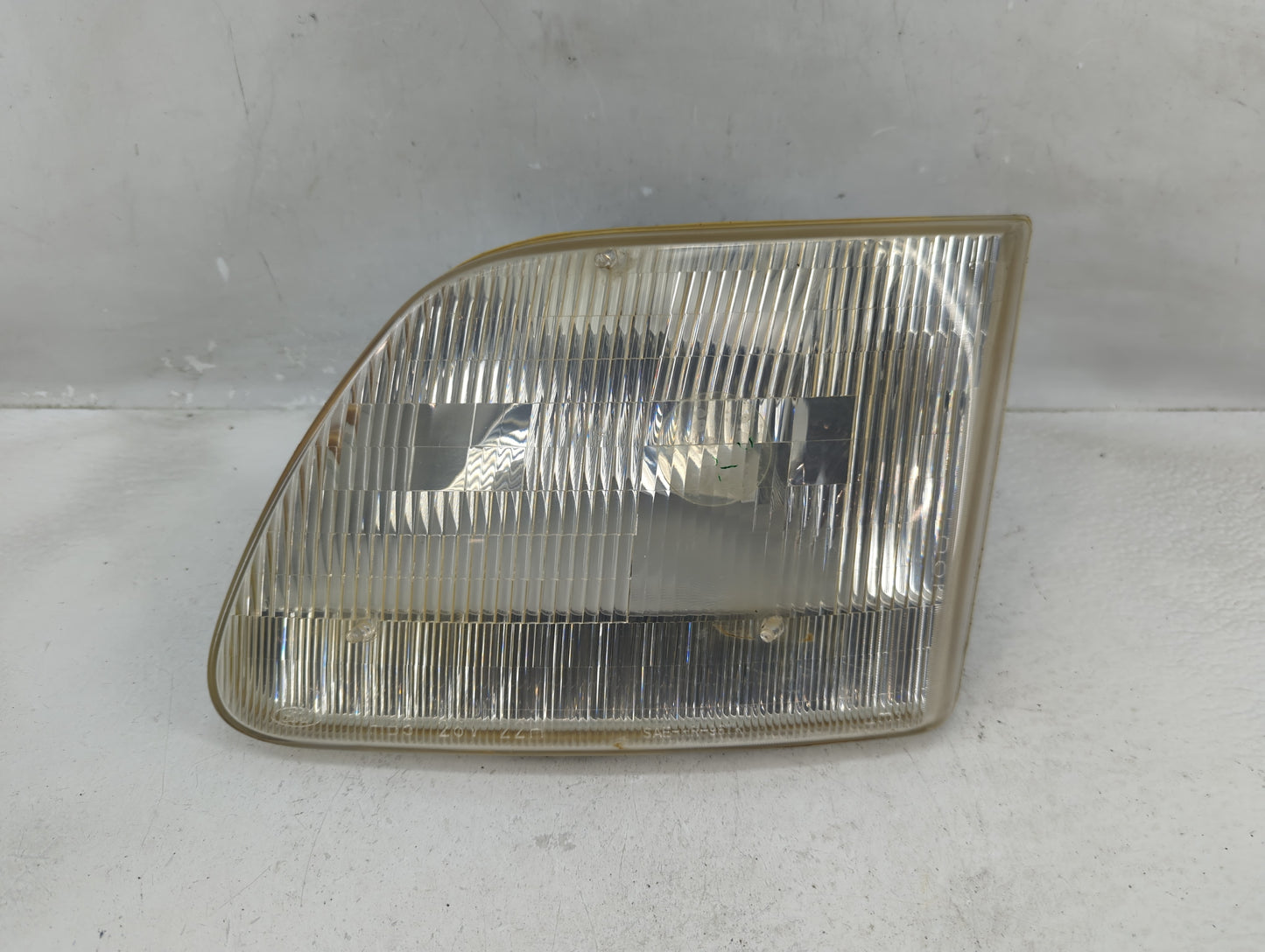 1997-2003 Ford F-150 Driver Left Oem Head Light Headlight Lamp - Oemusedautoparts1.com