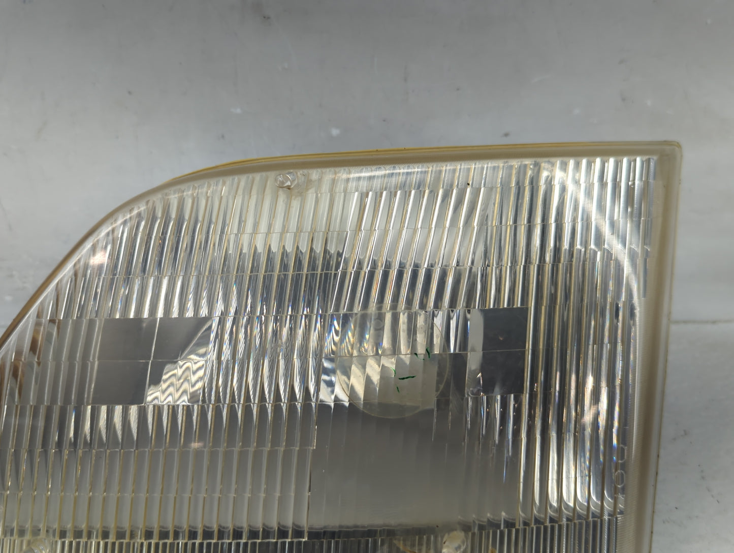 1997-2003 Ford F-150 Driver Left Oem Head Light Headlight Lamp - Oemusedautoparts1.com