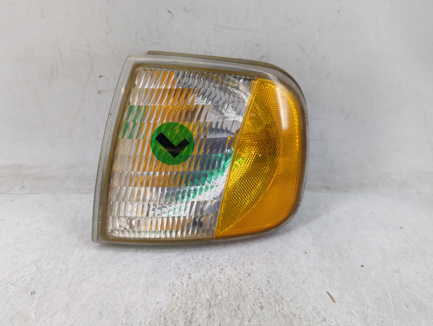 1997-2003 Ford F-150 Driver Left Oem Front Light Lamp - Oemusedautoparts1.com