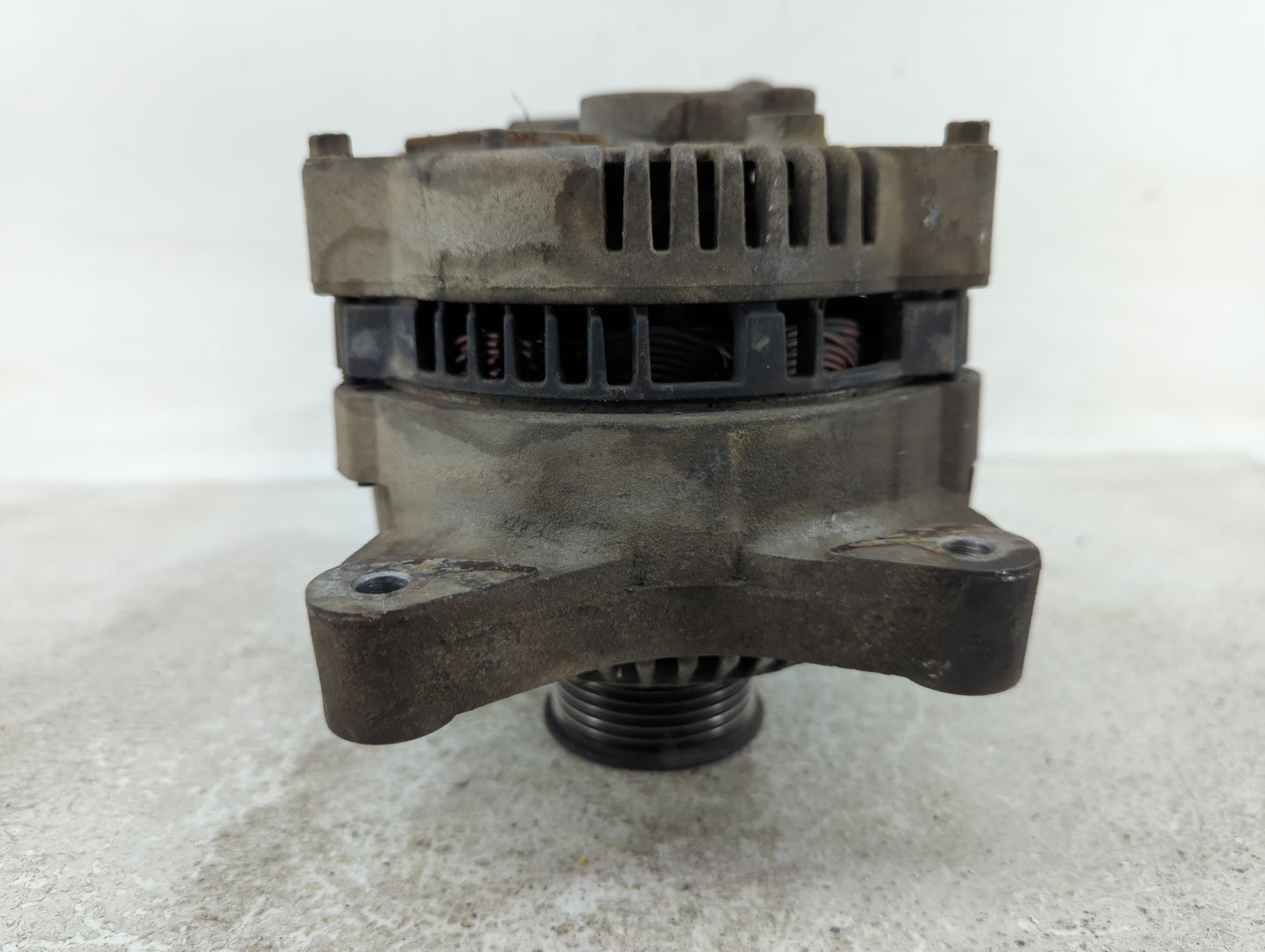 1997-2002 Ford F-150 Alternator Replacement Generator Charging Assembly Engine OEM P/N:F77U-10316-AA R111751A Fits OEM Used 
