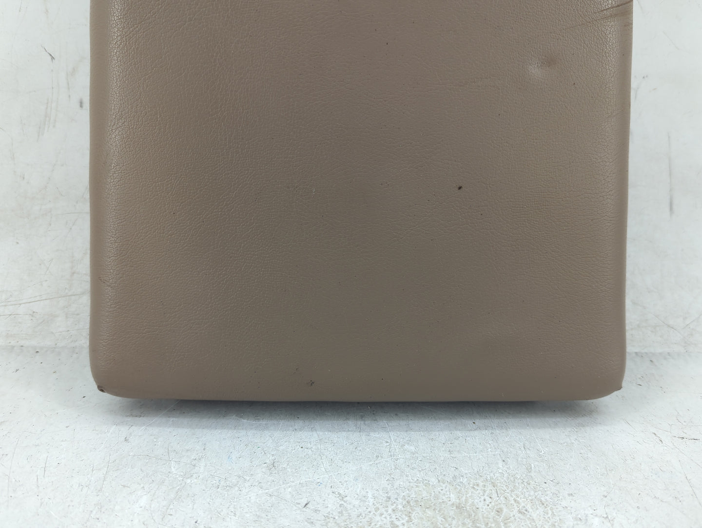 1999 Ford F-150 Center Console Armrest Cover Lid Fits OEM Used Auto Parts - Oemusedautoparts1.com