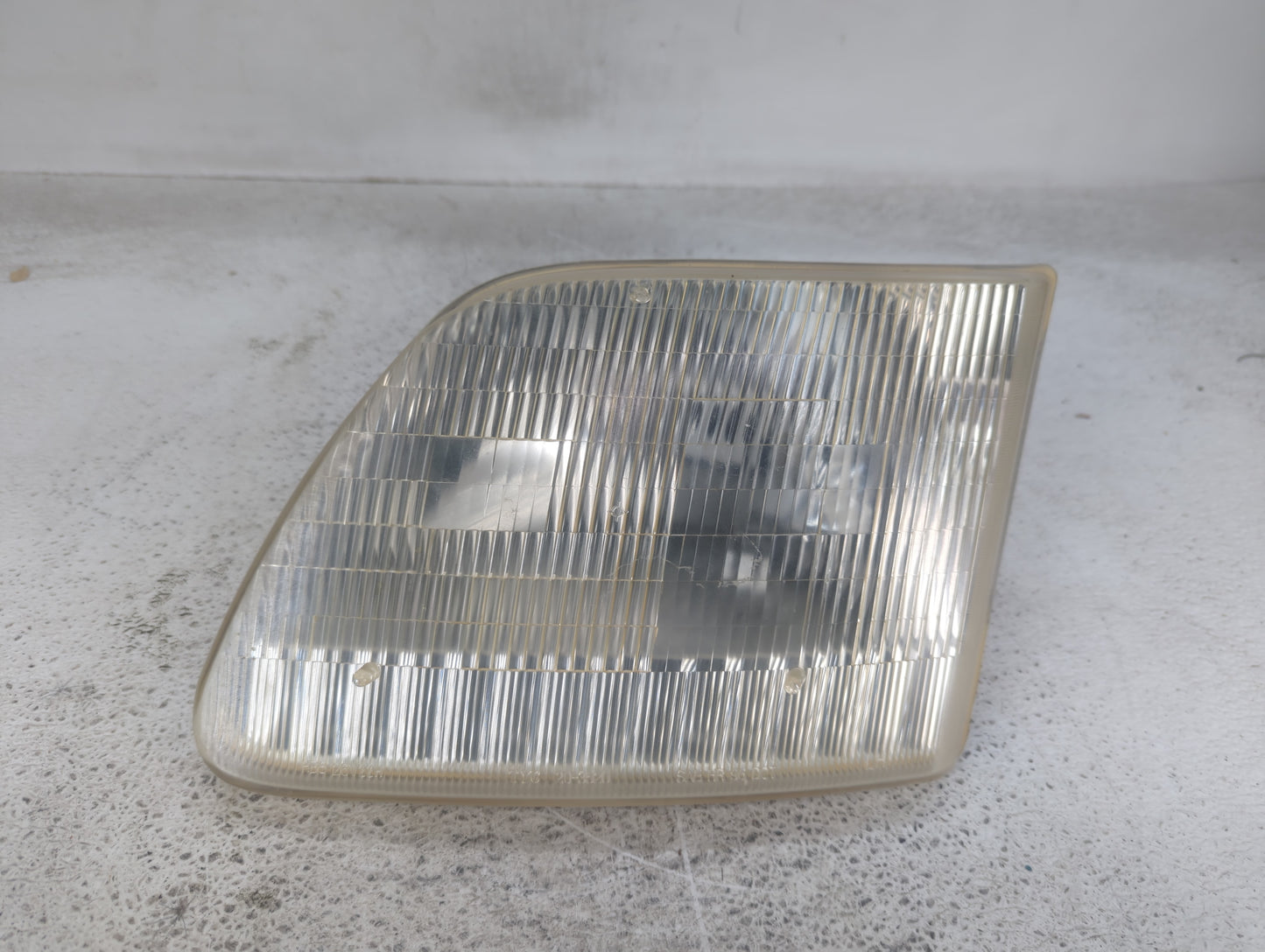 1997-2003 Ford F-150 Driver Left Oem Head Light Headlight Lamp - Oemusedautoparts1.com