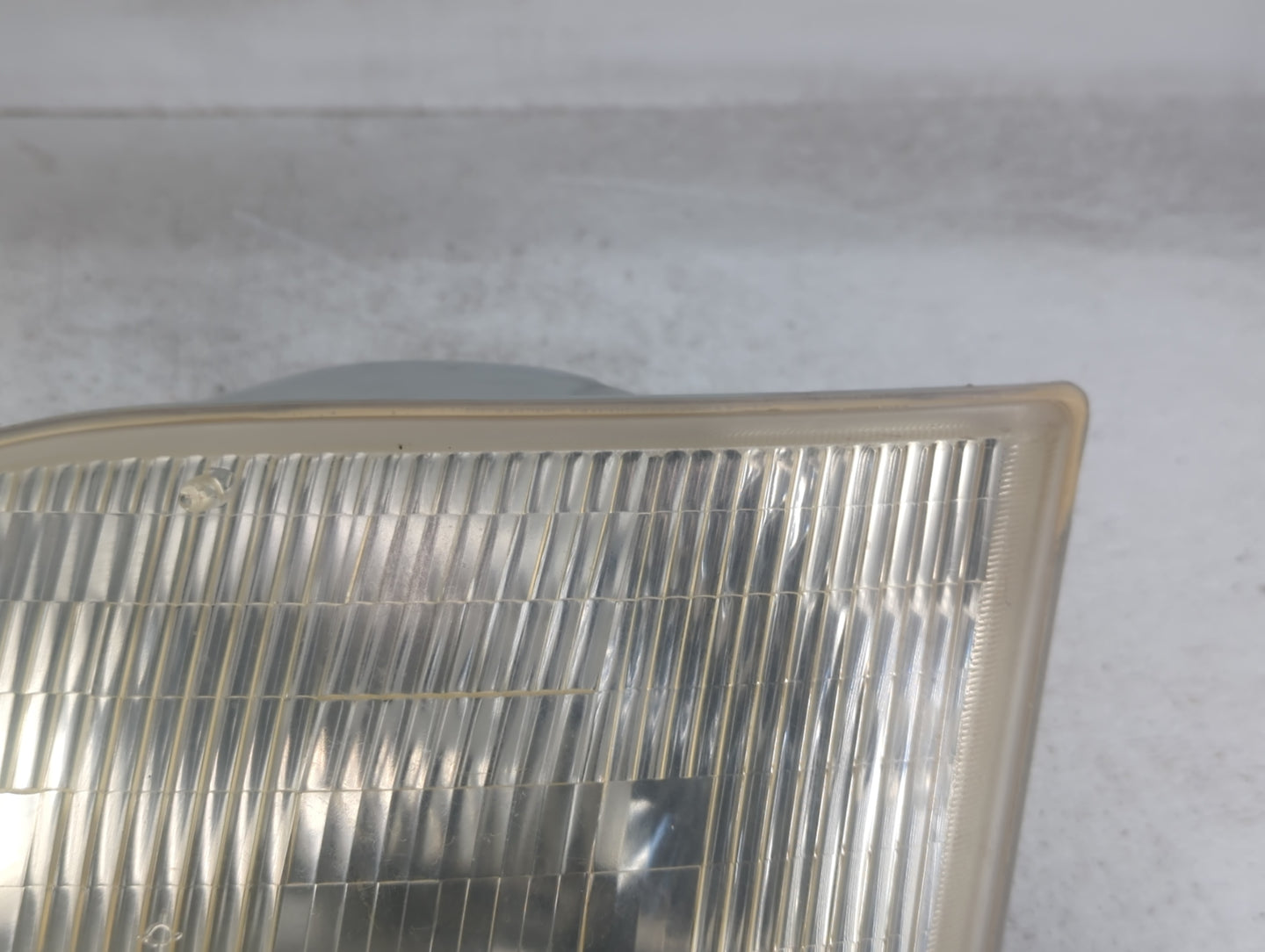 1997-2003 Ford F-150 Driver Left Oem Head Light Headlight Lamp - Oemusedautoparts1.com