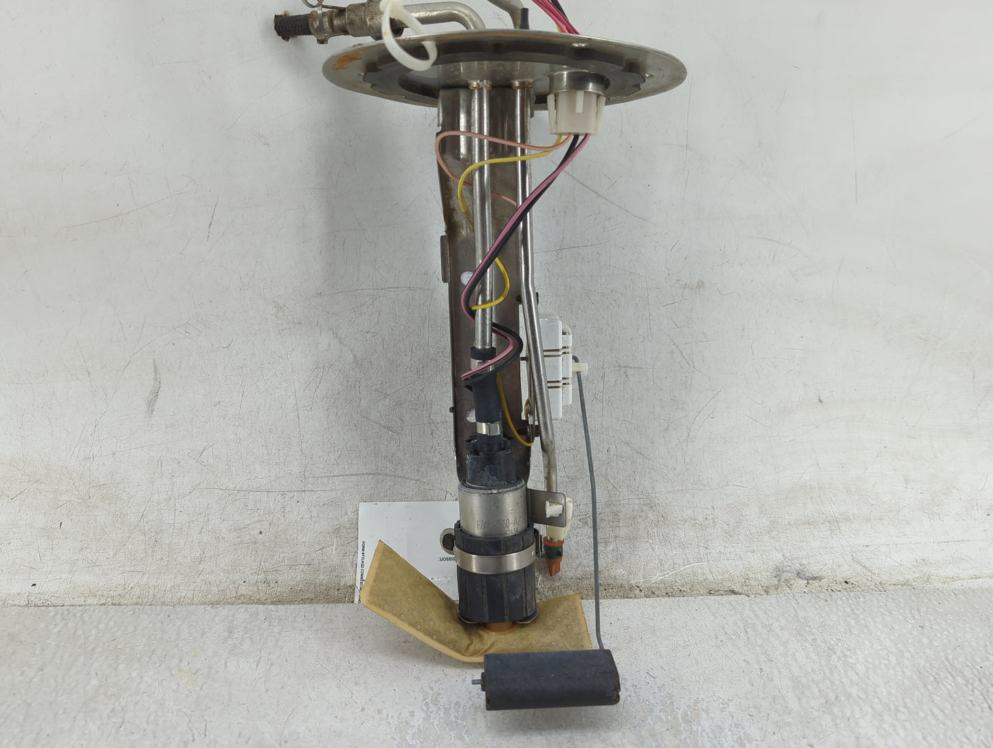 1999-2003 Ford F-150 Electrical Gas Fuel Pump Assembly - Oemusedautoparts1.com
