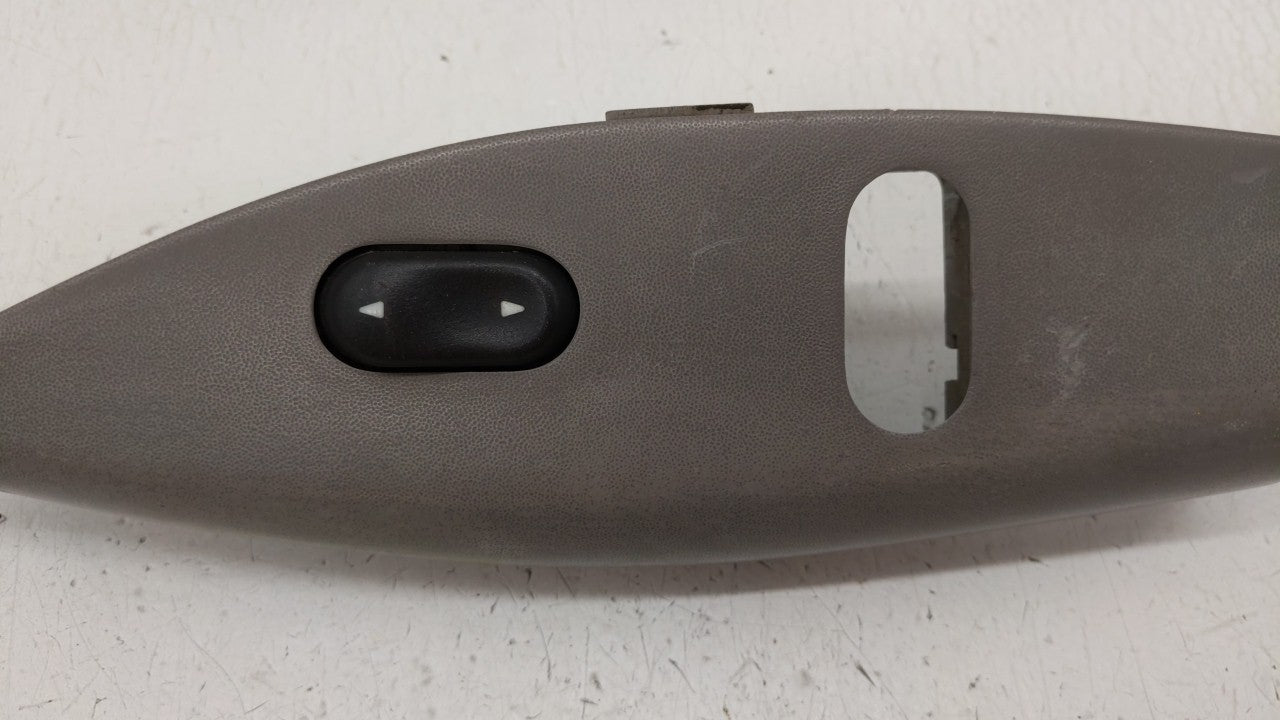 1999 Ford F-150 Passeneger Right Power Window Switch F65b-14529-ac - Oemusedautoparts1.com