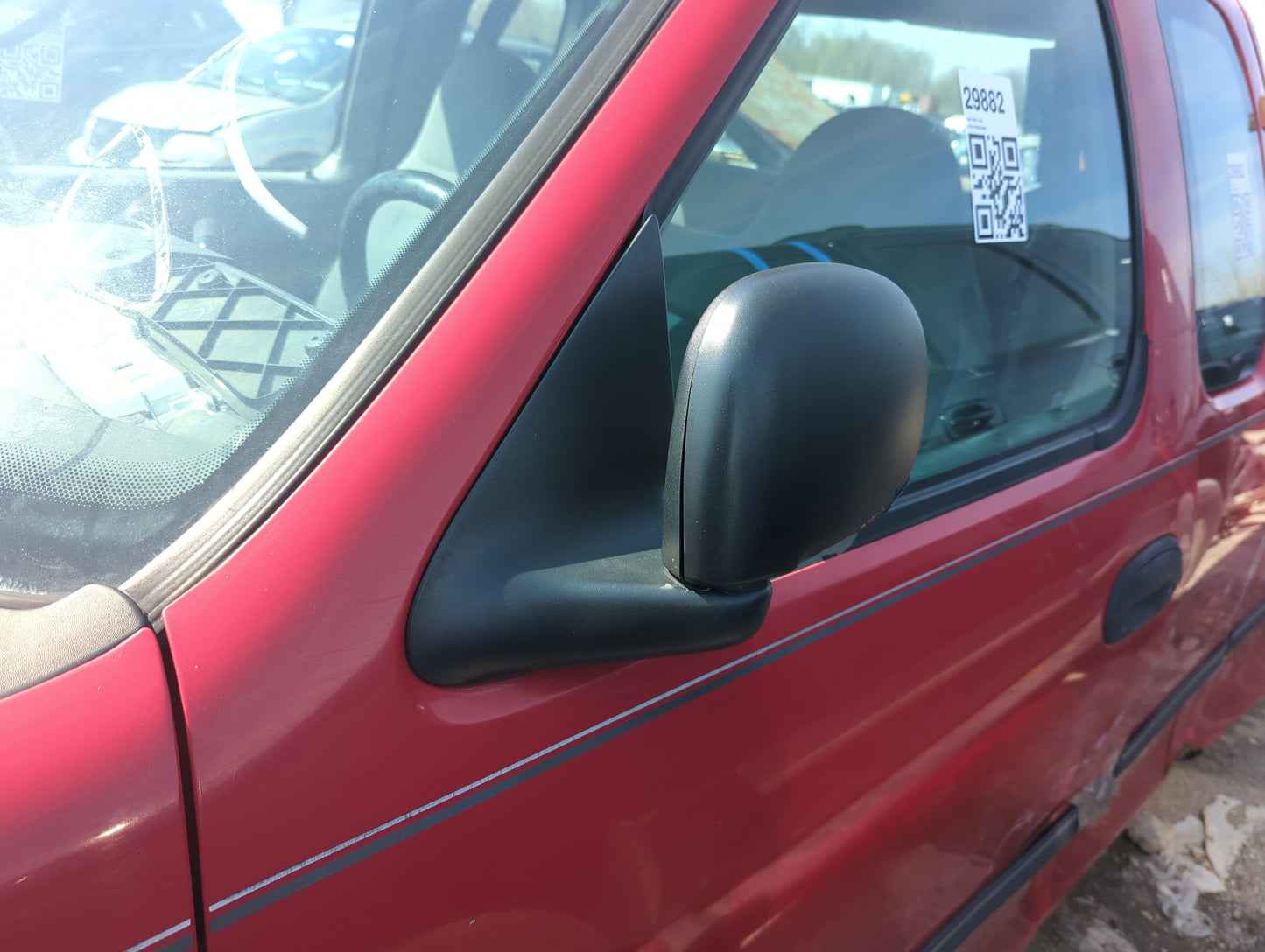 1997-2002 Ford F-150 Driver Side View Mirror - Left Door Mirror OEM Used - Oemusedautoparts1.com