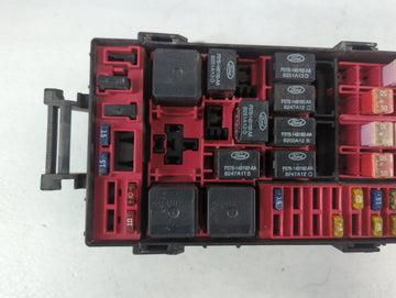 1999 Ford F-150 Fusebox Fuse Box Panel Relay Module P/N:XF2T-14A003-AA Fits OEM Used Auto Parts