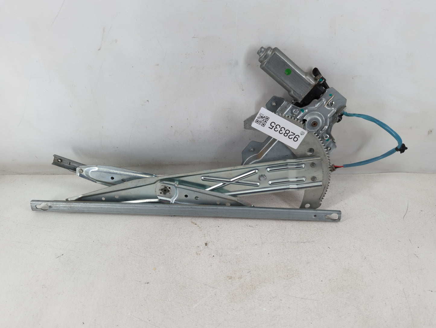 1999-2003 Ford F-150 Driver Left Front Window Regulator 928335 - Oemusedautoparts1.com