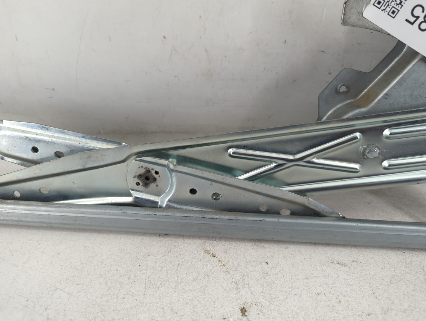 1999-2003 Ford F-150 Driver Left Front Window Regulator 928335 - Oemusedautoparts1.com