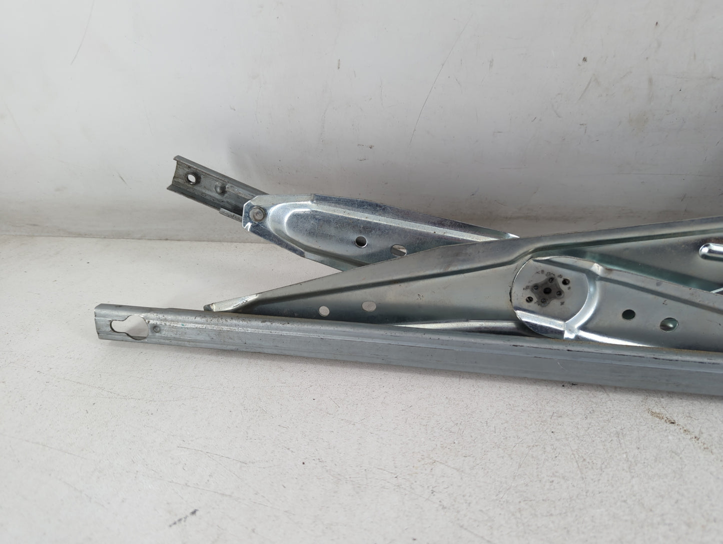 1999-2003 Ford F-150 Driver Left Front Window Regulator 928335 - Oemusedautoparts1.com