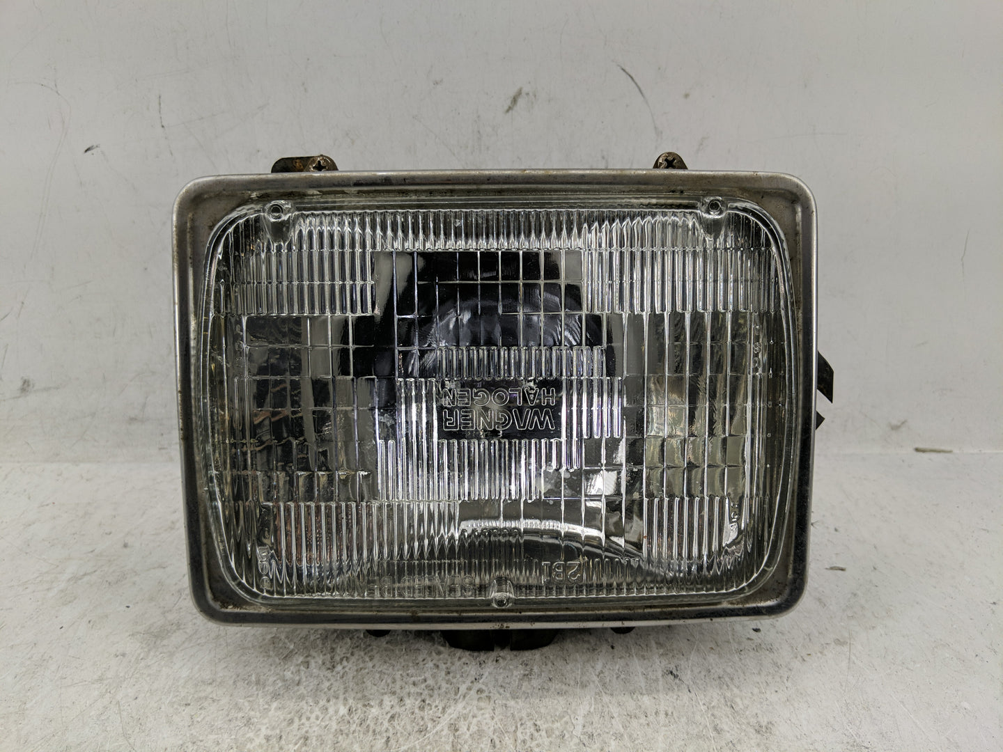 1999 Ford F-350 Super Duty Passenger Right Oem Head Light Headlight Lamp - Oemusedautoparts1.com