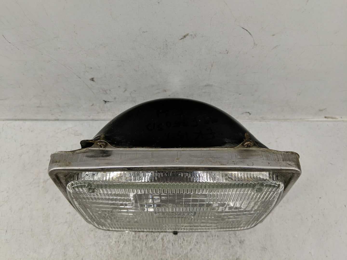1999 Ford F-350 Super Duty Passenger Right Oem Head Light Headlight Lamp - Oemusedautoparts1.com