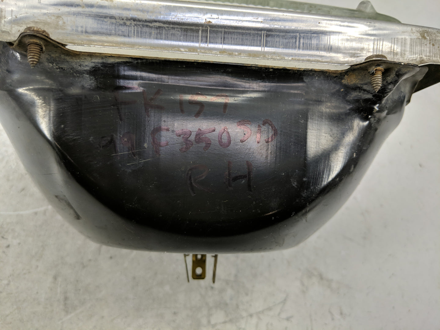1999 Ford F-350 Super Duty Passenger Right Oem Head Light Headlight Lamp - Oemusedautoparts1.com
