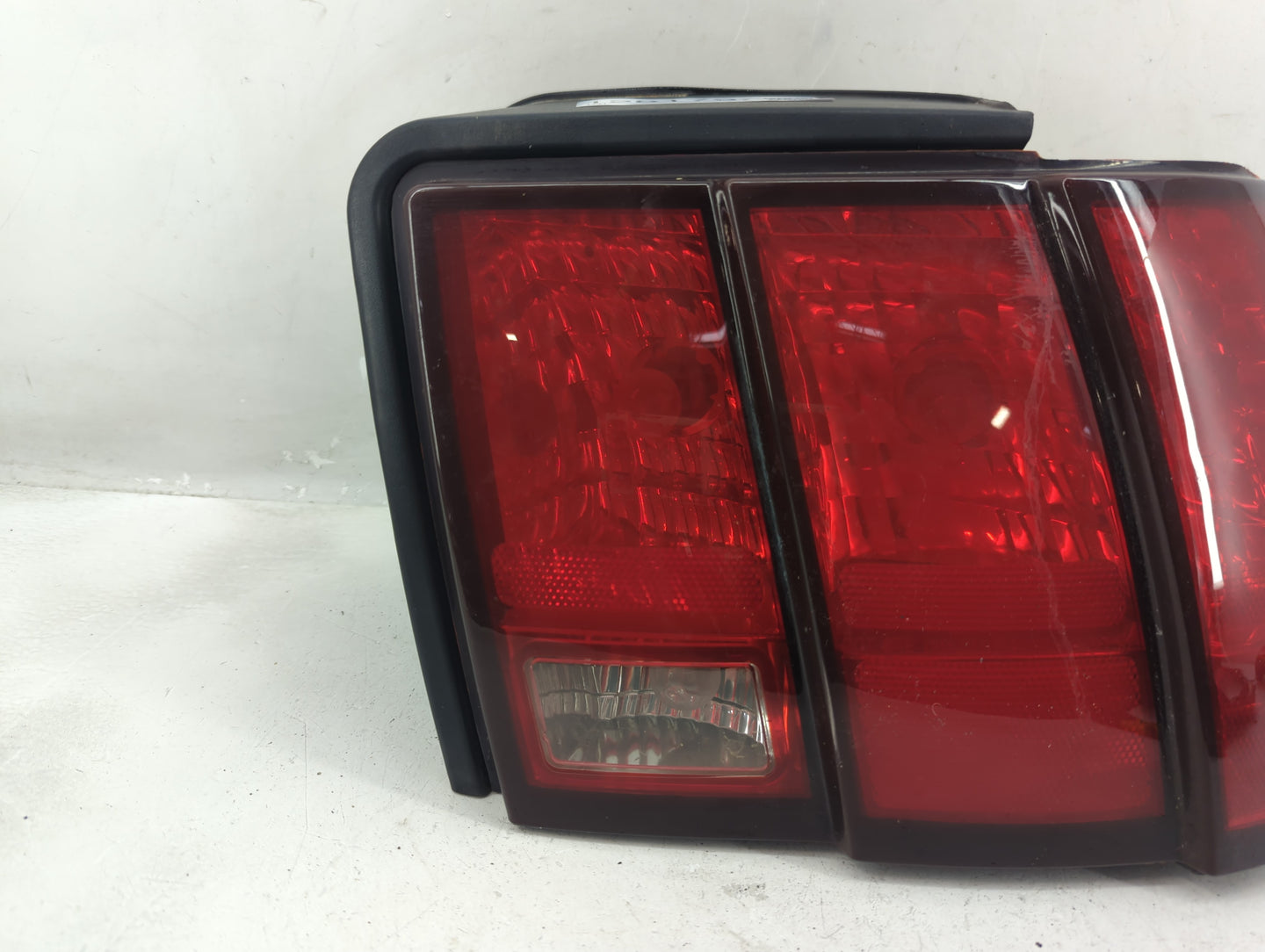 1999-2004 Ford Mustang Tail Light Assembly Passenger Right OEM Fits Fits 1999 2000 2001 2002 2003 2004 OEM Used Auto Parts -