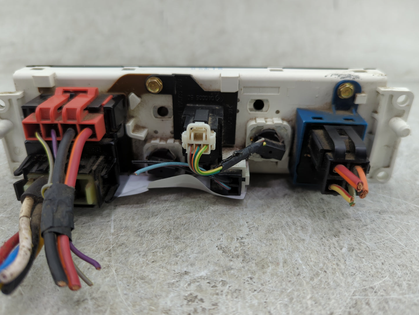 1999 Ford Ranger Climate Control Module Temperature AC/Heater Replacement Fits OEM Used Auto Parts - Oemusedautoparts1.com