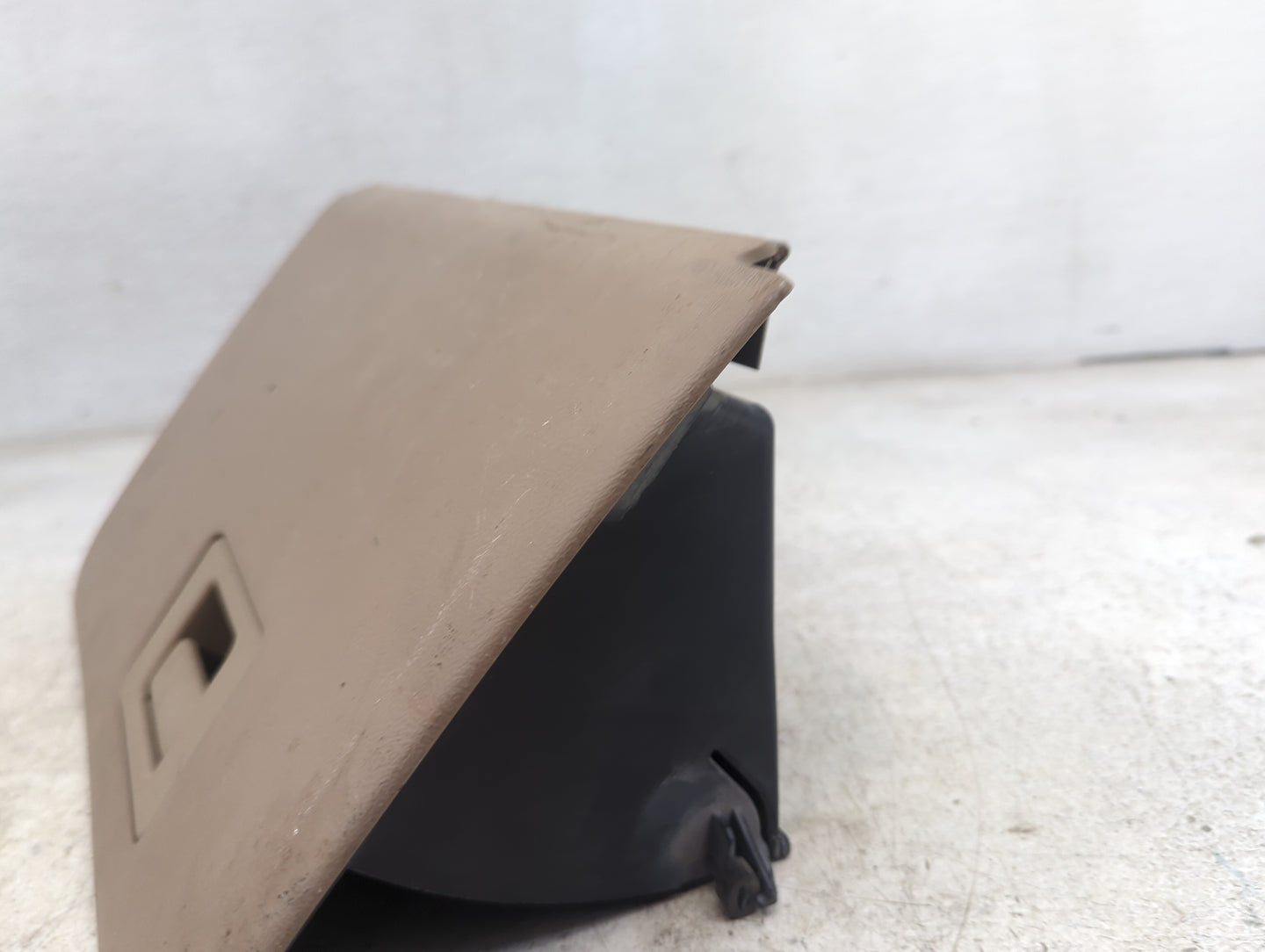 1999 Ford Ranger Passenger Glove Box Door Storage Compartment Tan - Oemusedautoparts1.com