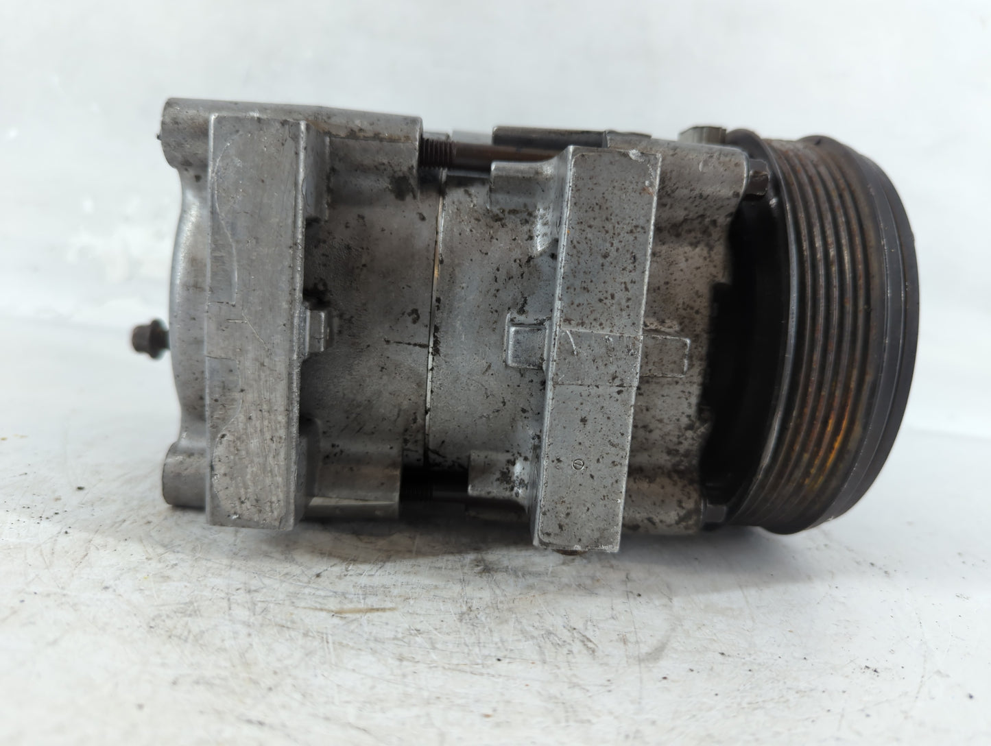 1996-2001 Ford Ranger Air Conditioning A/c Ac Compressor Oem 905011 - Oemusedautoparts1.com