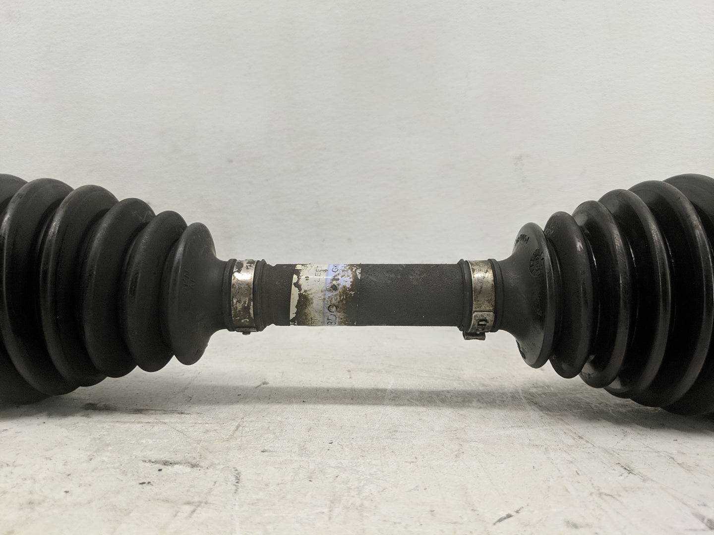 1996-2007 Ford Taurus Axle Shaft Front Driver Cv C/v - Oemusedautoparts1.com