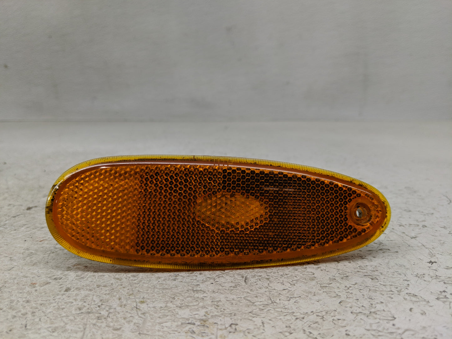 1998-1999 Ford Taurus Passenger Right Oem Front Light Lamp - Oemusedautoparts1.com