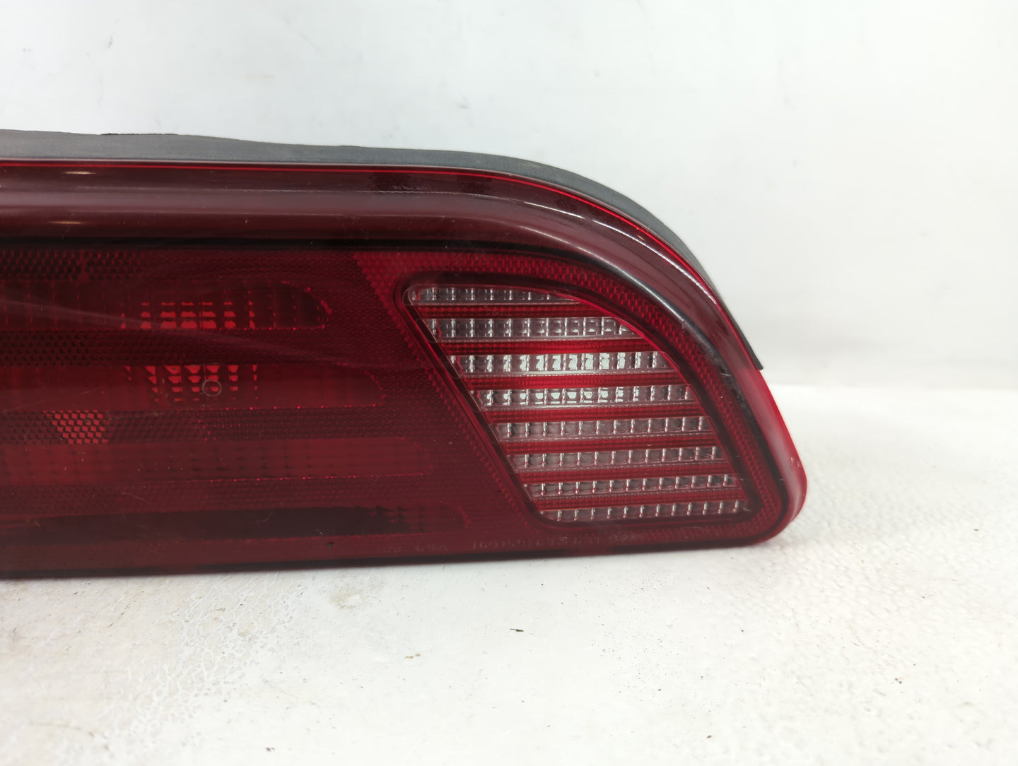 1998-1999 Ford Taurus Tail Light Assembly Driver Left OEM P/N:F3DB-1344 Fits Fits 1998 1999 OEM Used Auto Parts - Oemusedaut