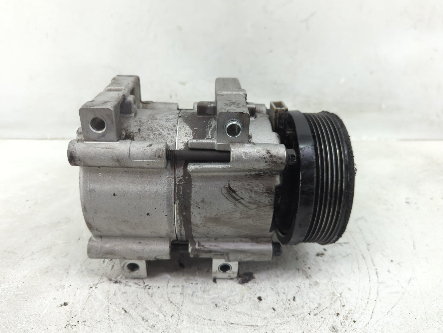 1999-1999 Ford Windstar Air Conditioning A/c Ac Compressor Oem - Oemusedautoparts1.com