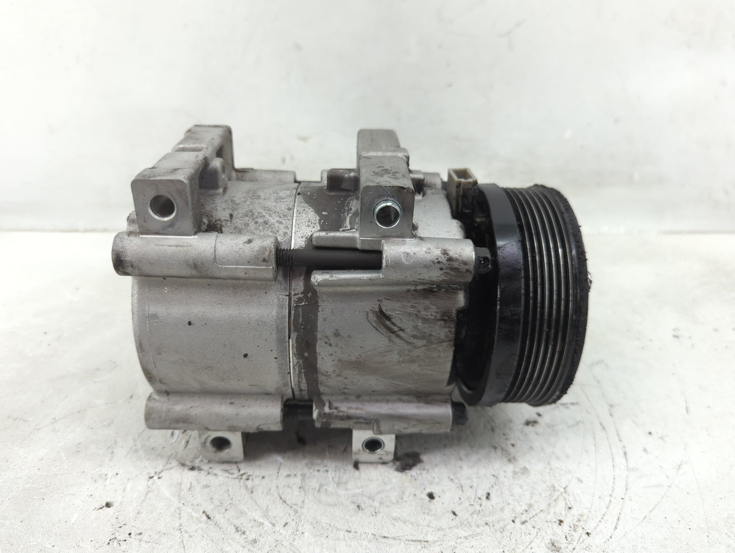 1999-1999 Ford Windstar Air Conditioning A/c Ac Compressor Oem - Oemusedautoparts1.com