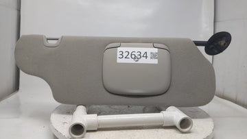 1999 Ford Windstar Sun Visor Shade Replacement Passenger Right Mirror Fits OEM Used Auto Parts - Oemusedautoparts1.com