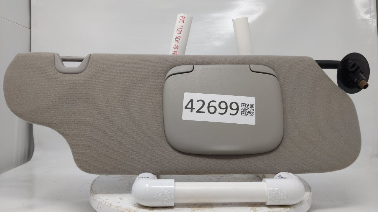 1999 Ford Windstar Sun Visor Shade Replacement Passenger Right Mirror Fits OEM Used Auto Parts - Oemusedautoparts1.com