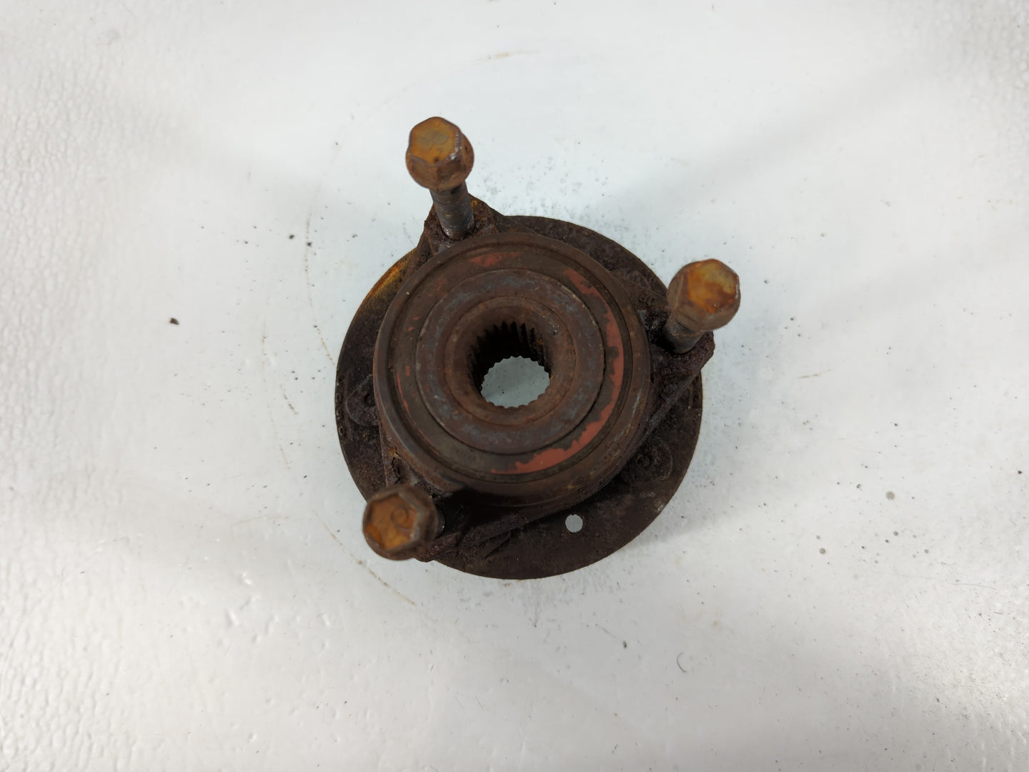 1999-2000 Ford Windstar Driver Front Wheel Hub Oem - Oemusedautoparts1.com